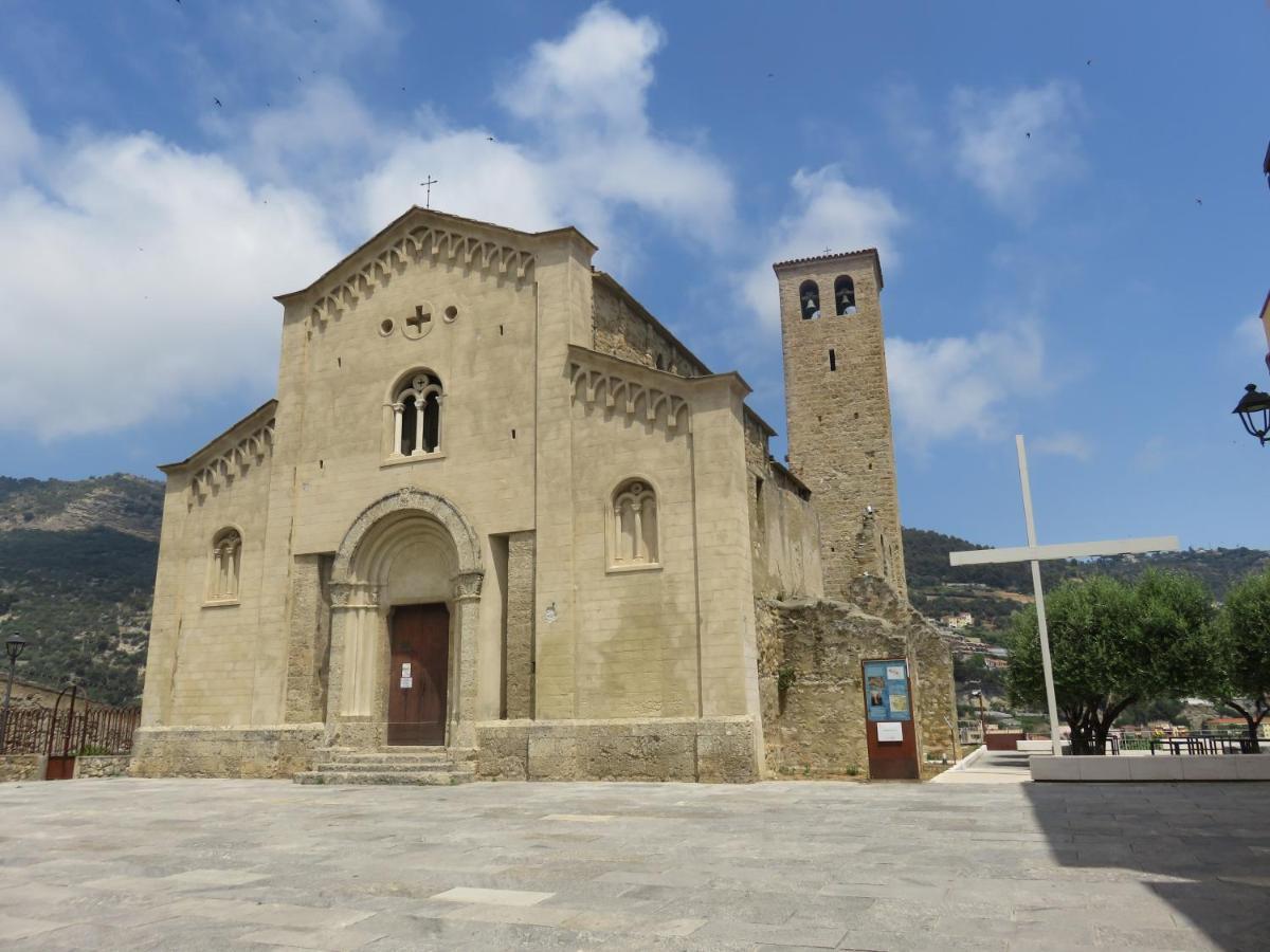 Ferienwohnung Amaita Ventimiglia Exterior foto