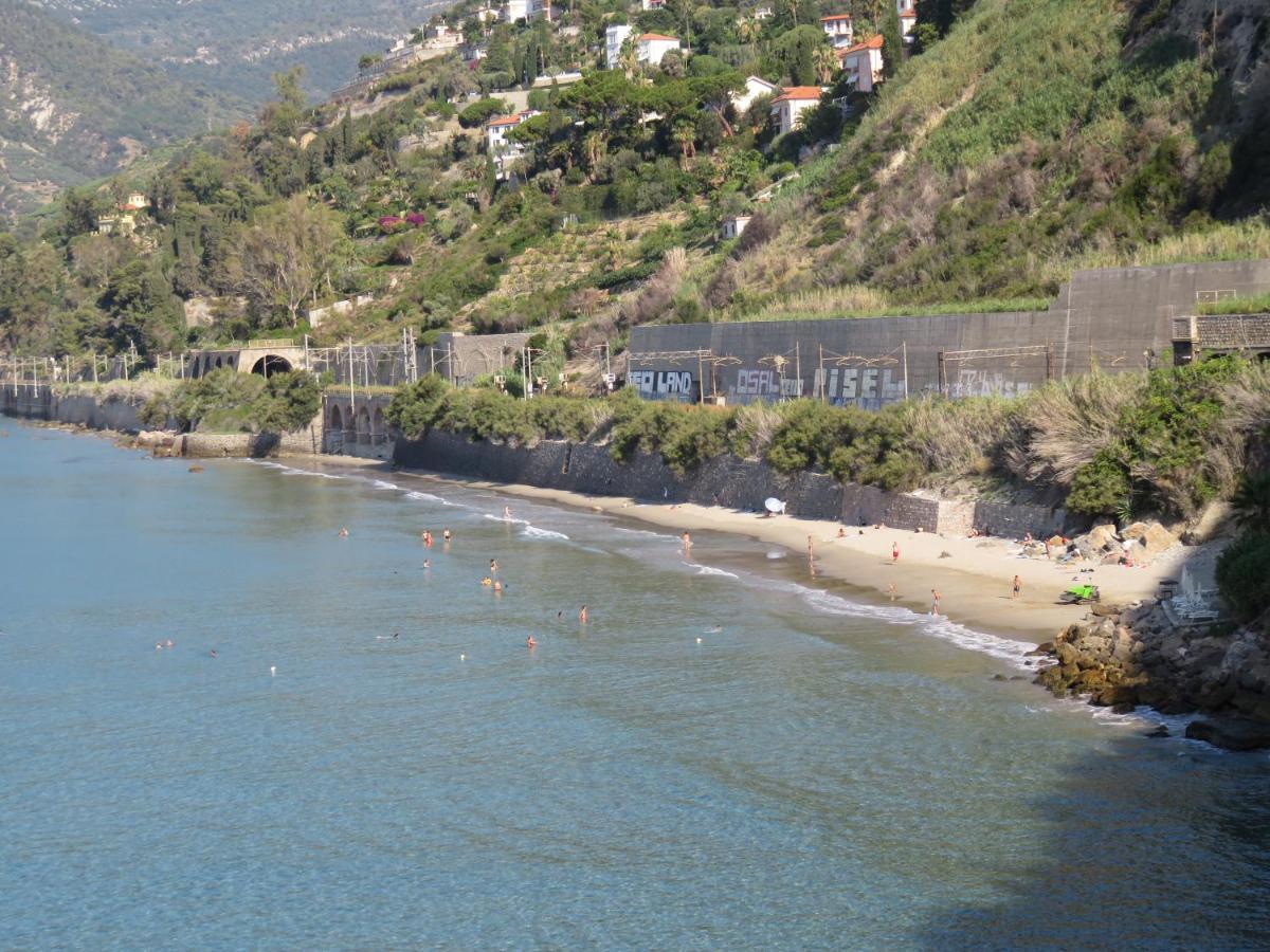 Ferienwohnung Amaita Ventimiglia Exterior foto