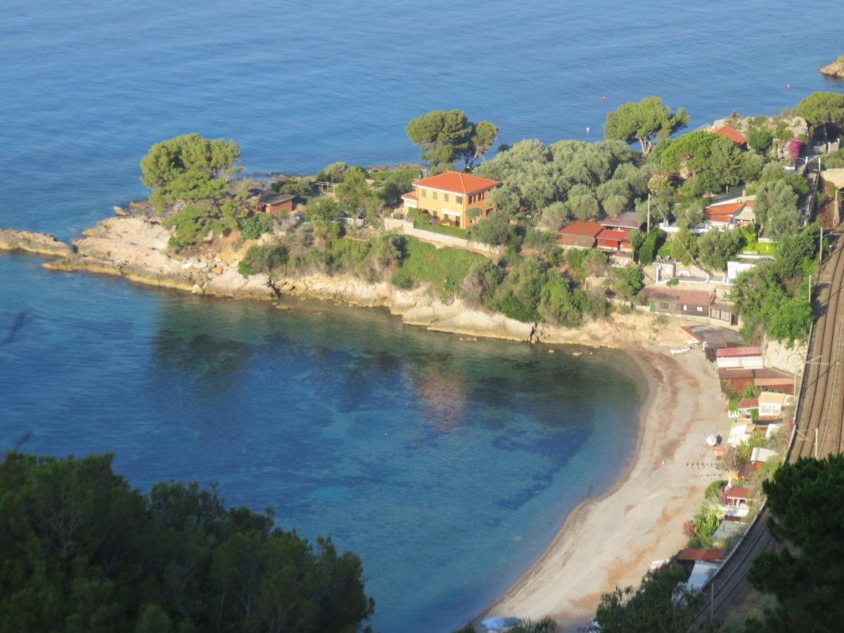 Ferienwohnung Amaita Ventimiglia Exterior foto